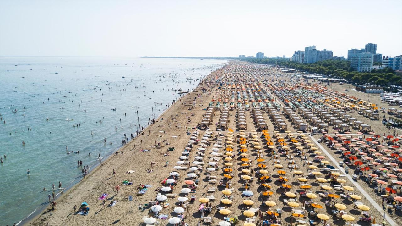 Appartamenti Villaggio Giardino Lignano Sabbiadoro Dış mekan fotoğraf